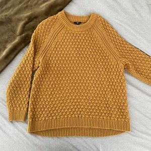 H&M sweater size small